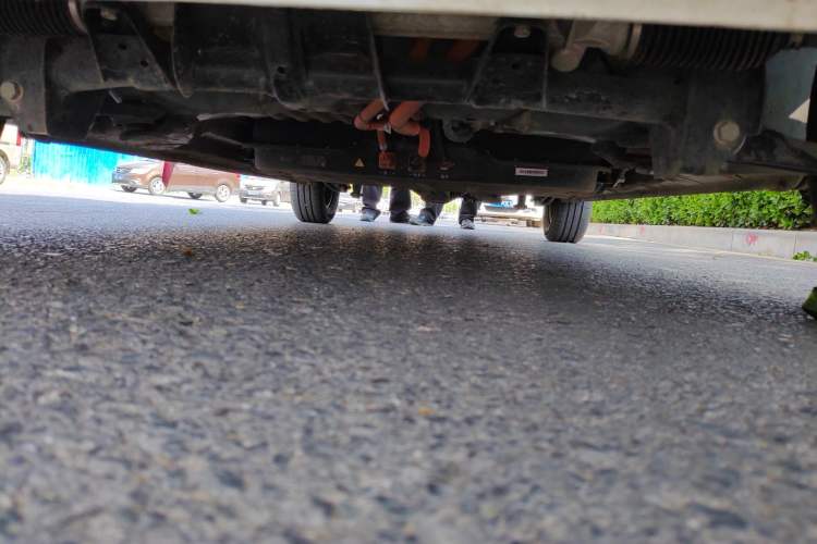 Used Wuling Zhiguang New Energy 2025 Comfort Model Chassis Front
