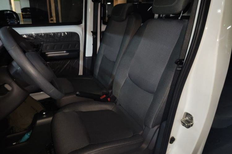 Used Wuling Zhiguang New Energy 2025 Comfort Model Left Front Seat