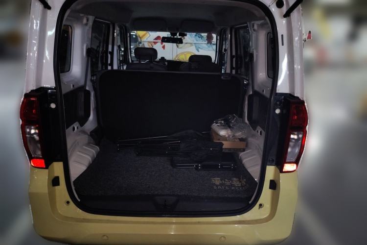 Used Wuling Zhiguang New Energy 2025 Comfort Model Trunk