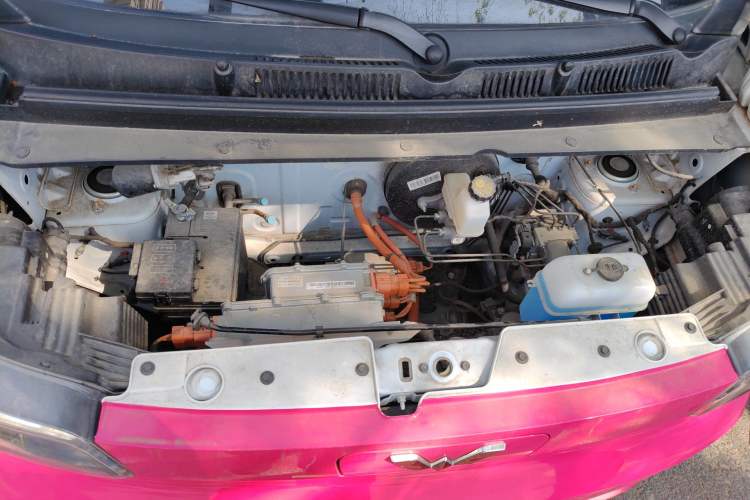 Used Wuling Zhiguang New Energy 2025 Comfort Model Engine Bay