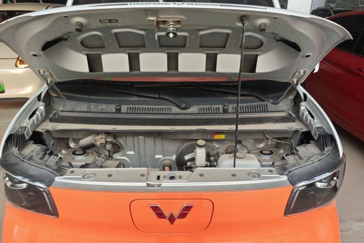 Used Wuling Zhiguang New Energy 2025 Comfort Model Engine Bay