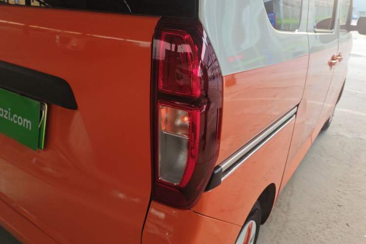 Used Wuling Zhiguang New Energy 2025 Comfort Model Exterior 3