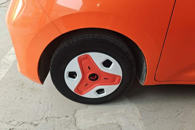 Used Wuling Zhiguang New Energy 2025 Comfort Model Exterior 4
