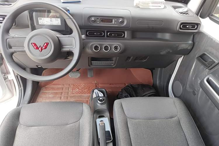 Used Wuling Zhiguang New Energy 2025 Comfort Model Audio And AC Panel