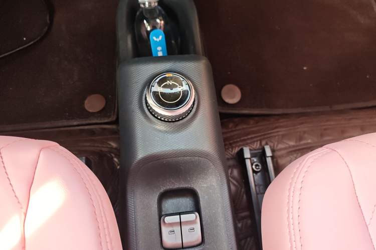 Used Wuling Zhiguang New Energy 2025 Comfort Model Gear Lever