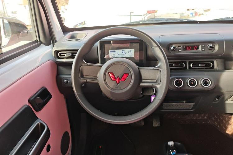 Used Wuling Zhiguang New Energy 2025 Comfort Model Steering Wheel