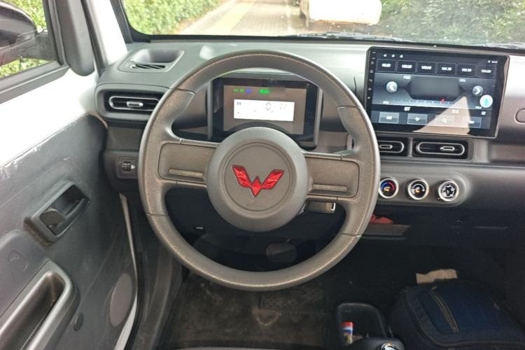 Used Wuling Zhiguang New Energy 2025 Comfort Model Steering Wheel