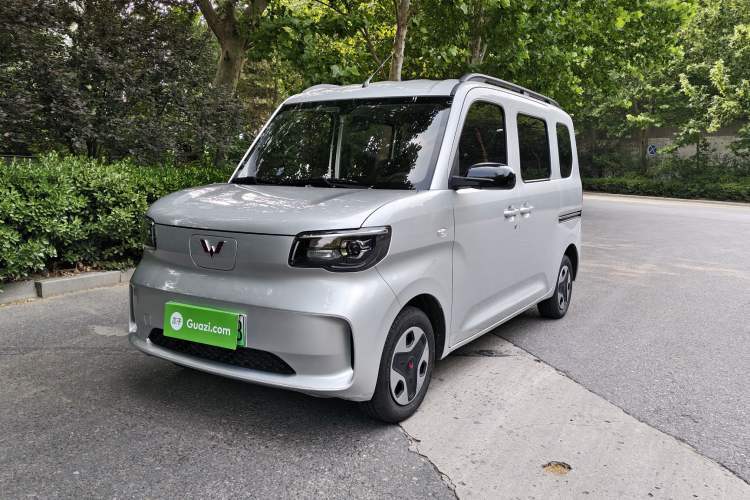 Used Wuling Zhiguang New Energy 2025 Model 305km Ambitious Edition Guazi used car, China used car export, Used car for sale, Used  cars, Cheapest cars for sale