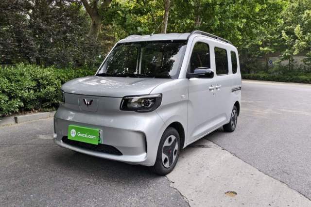 Used Wuling Zhiguang New Energy 2025 Model 305km Ambitious Edition