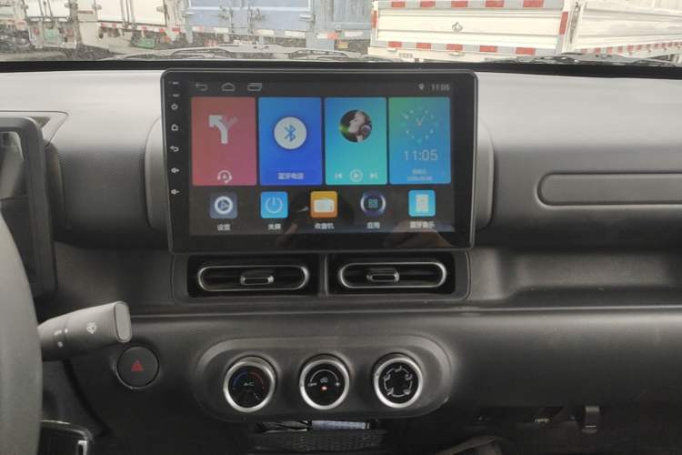 Used Wuling Zhiguang New Energy 2025 Standard Model Audio And AC Panel