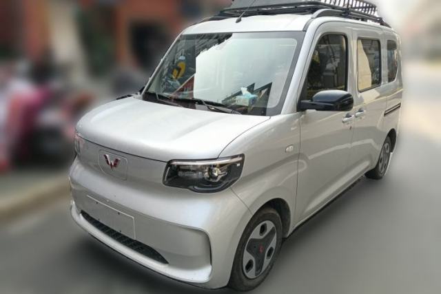 Used Wuling Zhiguang New Energy 2025 Model 305km Ambitious Edition