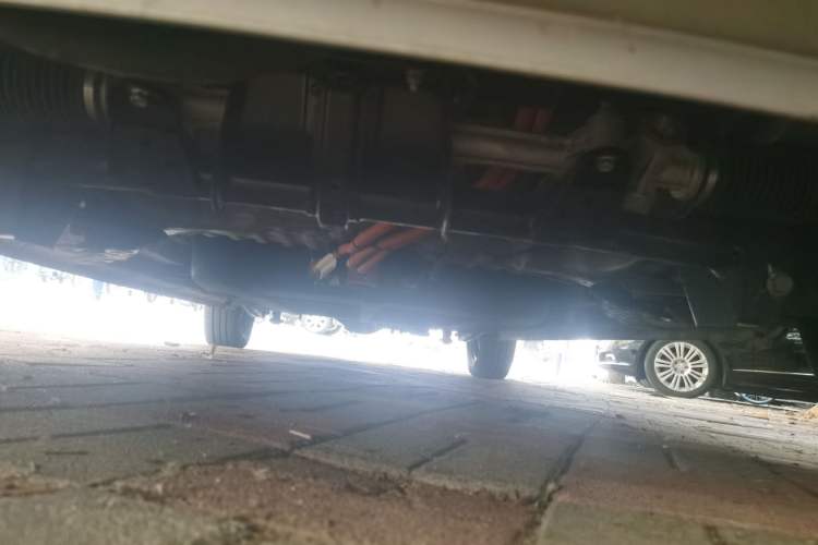 Used Wuling Zhiguang New Energy 2025 Model 305km Ambitious Edition Chassis Front