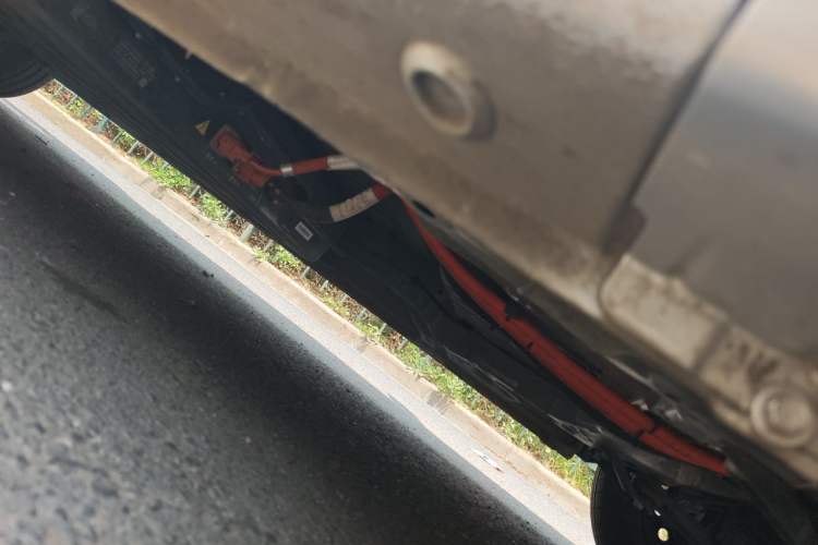 Used Wuling Zhiguang New Energy 2025 Standard Model Chassis Front Right