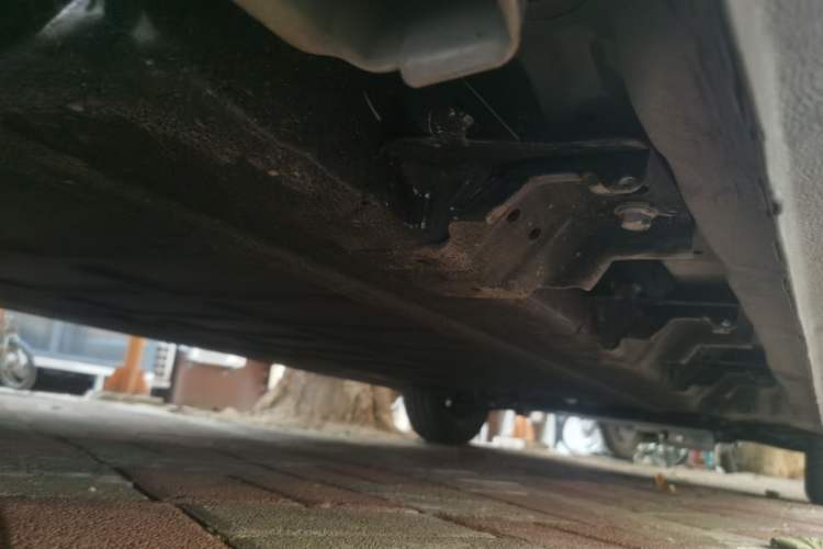 Used Wuling Zhiguang New Energy 2025 Model 305km Ambitious Edition Chassis Rear Right