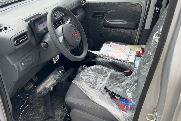 Used Wuling Zhiguang New Energy 2025 Comfort Model Driver Seat