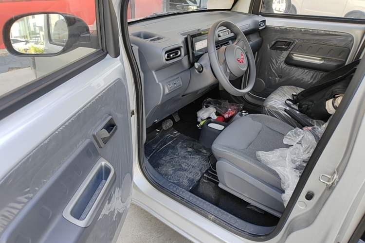 Used Wuling Zhiguang New Energy 2025 Comfort Model Driver Seat