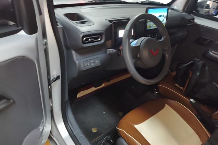 Used Wuling Zhiguang New Energy 2025 Comfort Model Driver Seat