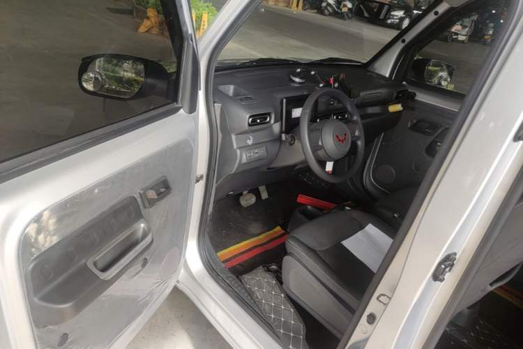 Used Wuling Zhiguang New Energy 2025 Comfort Model Driver Seat