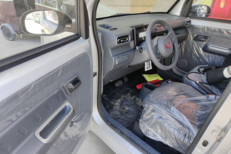 Used Wuling Zhiguang New Energy 2025 Comfort Model Driver Seat