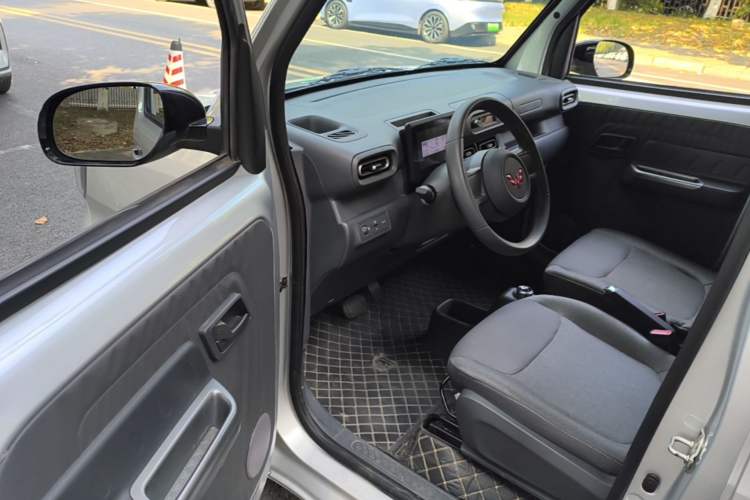 Used Wuling Zhiguang New Energy 2025 Comfort Model Driver Seat
