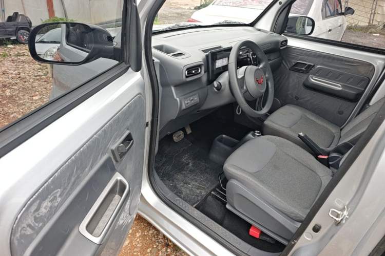 Used Wuling Zhiguang New Energy 2025 Comfort Model Driver Seat