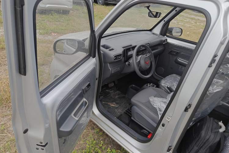 Used Wuling Zhiguang New Energy 2025 Comfort Model Driver Seat