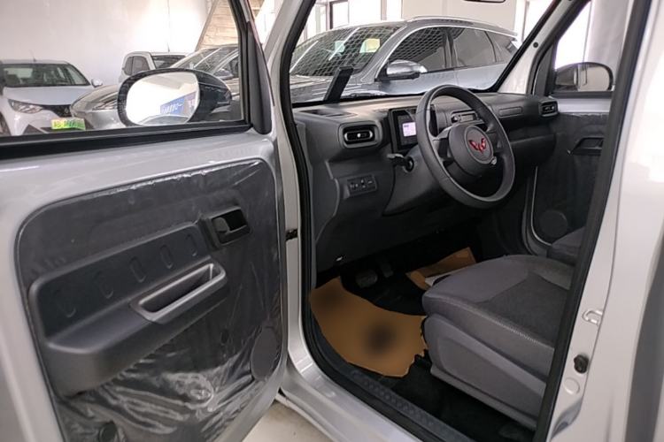 Used Wuling Zhiguang New Energy 2025 Comfort Model Driver Seat