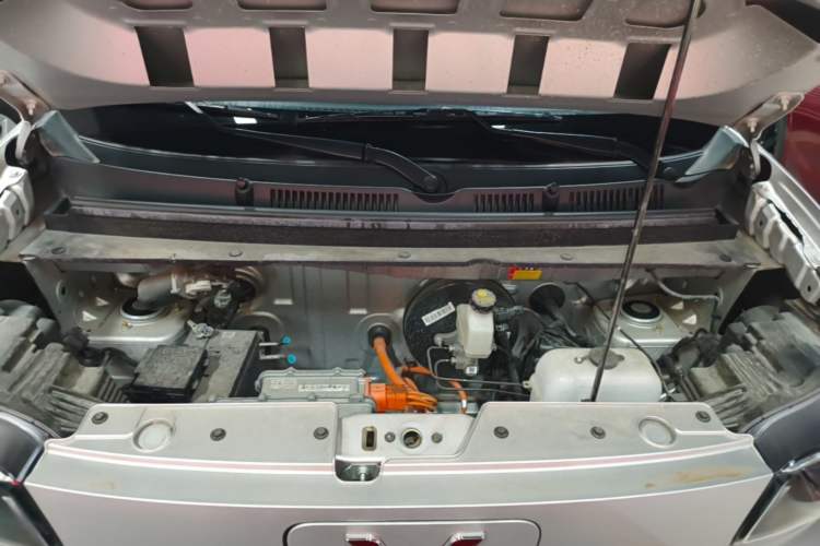 Used Wuling Zhiguang New Energy 2025 Comfort Model Engine Bay