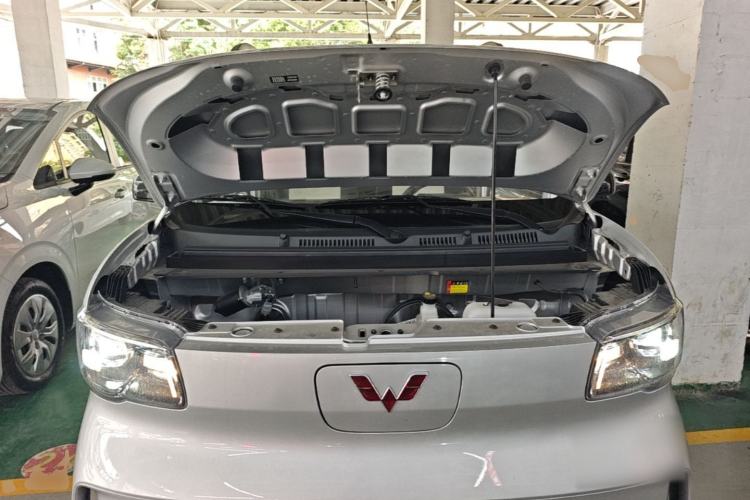 Used Wuling Zhiguang New Energy 2025 Model 305km Ambitious Edition Engine Bay