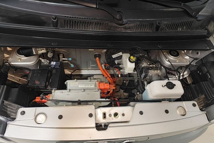 Used Wuling Zhiguang New Energy 2025 Model 305km Ambitious Edition Engine Bay