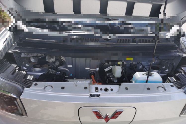 Used Wuling Zhiguang New Energy 2025 Standard Model Engine Bay