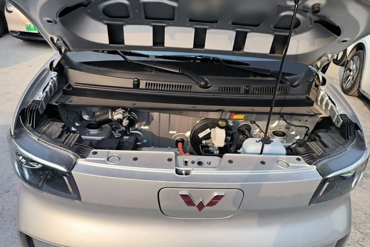 Used Wuling Zhiguang New Energy 2025 Comfort Model Engine Bay