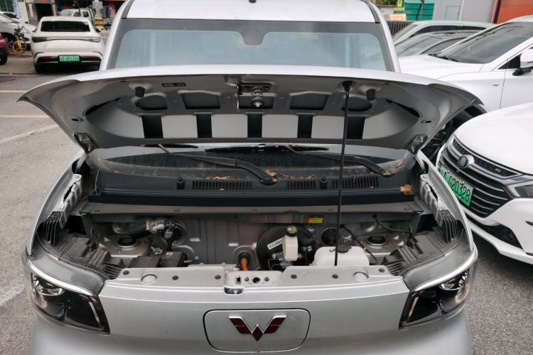 Used Wuling Zhiguang New Energy 2025 Comfort Model Engine Bay