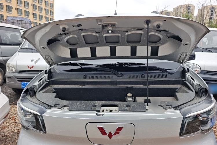 Used Wuling Zhiguang New Energy 2025 Comfort Model Engine Bay