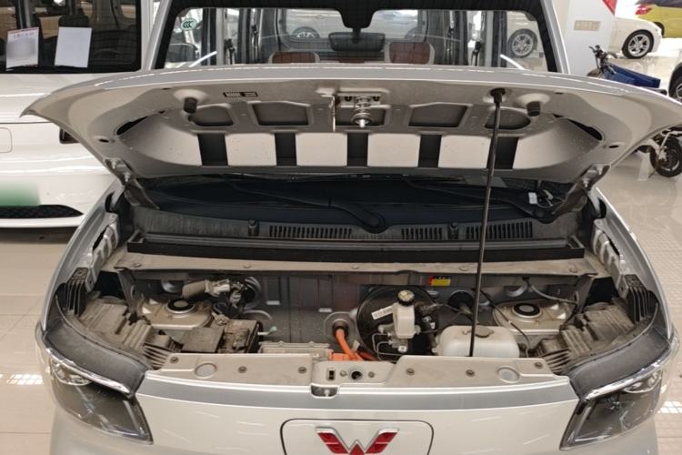 Used Wuling Zhiguang New Energy 2025 Comfort Model Engine Bay