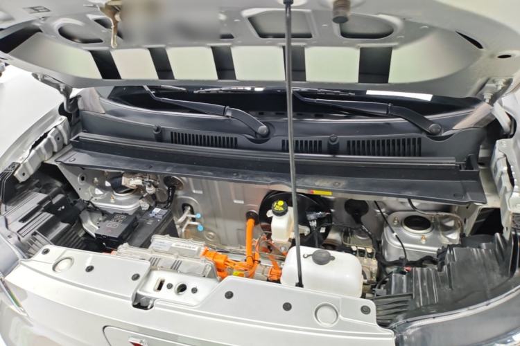 Used Wuling Zhiguang New Energy 2025 Standard Model Engine Bay