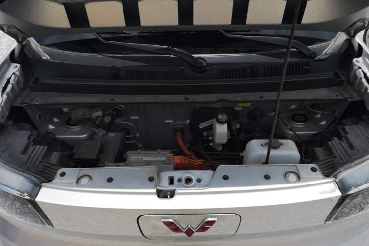 Used Wuling Zhiguang New Energy 2025 Comfort Model Engine Bay