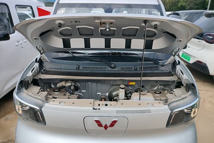 Used Wuling Zhiguang New Energy 2025 Comfort Model Engine Bay