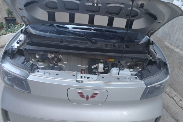 Used Wuling Zhiguang New Energy 2025 Comfort Model Engine Bay