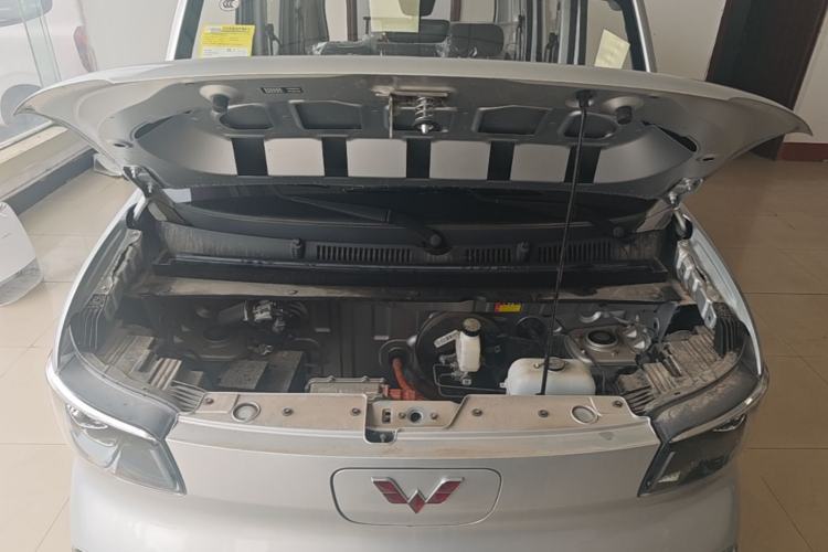 Used Wuling Zhiguang New Energy 2025 Comfort Model Engine Bay
