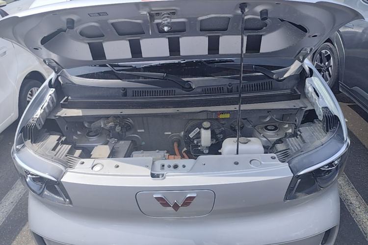 Used Wuling Zhiguang New Energy 2025 Model 305km Ambitious Edition Engine Bay