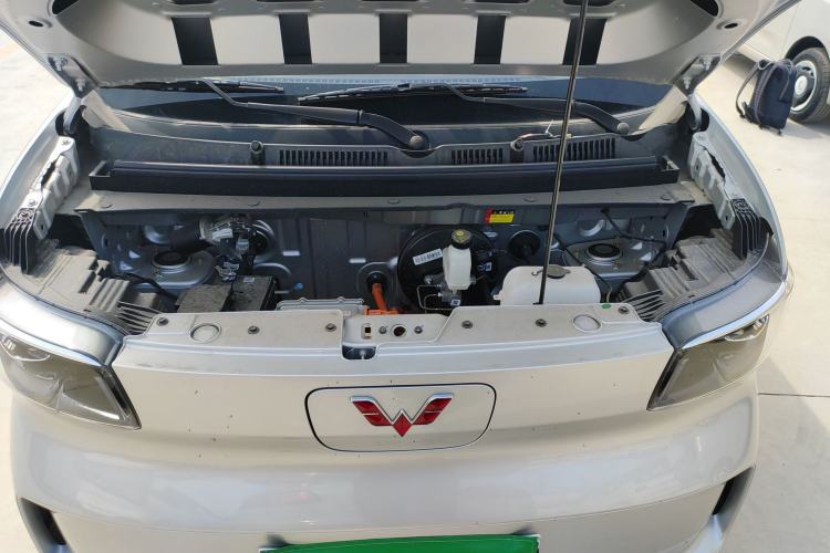 Used Wuling Zhiguang New Energy 2025 Comfort Model Engine Bay