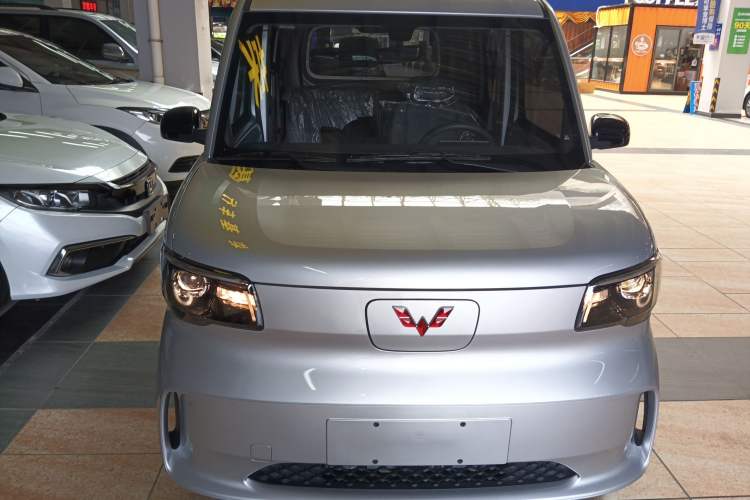 Used Wuling Zhiguang New Energy 2025 Comfort Model Exterior 1