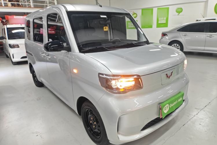 Used Wuling Zhiguang New Energy 2025 Standard Model Exterior 1