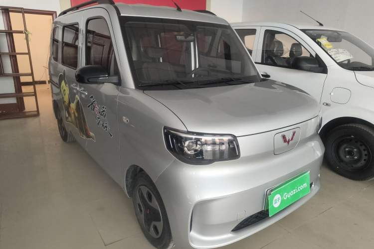 Used Wuling Zhiguang New Energy 2025 Comfort Model Exterior 2