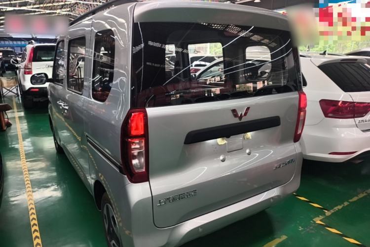 Used Wuling Zhiguang New Energy 2025 Model 305km Ambitious Edition Exterior 2