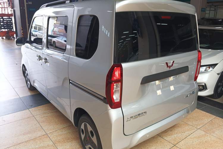 Used Wuling Zhiguang New Energy 2025 Comfort Model Exterior 3