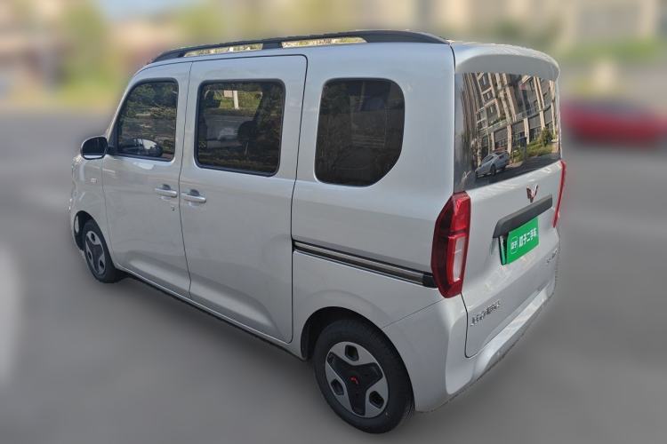 Used Wuling Zhiguang New Energy 2025 Model 305km Ambitious Edition Exterior 3