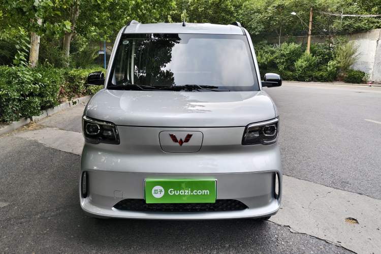 Used Wuling Zhiguang New Energy 2025 Model 305km Ambitious Edition Exterior 4