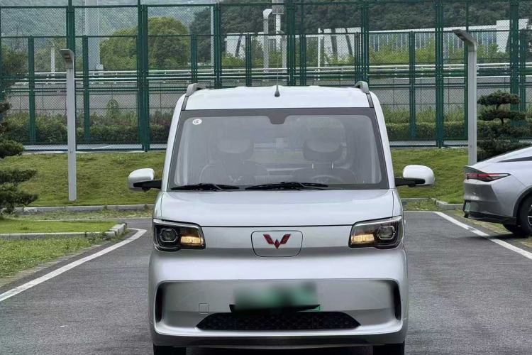 Used Wuling Zhiguang New Energy 2025 Comfort Model Exterior 5